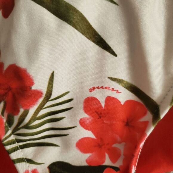 Guess Women's USA Made Hibiscus Bikini Set  Strappy String Bikini Large - Picture 10 of 10